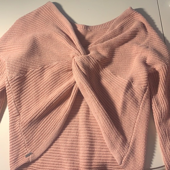 Hollister Sweaters - XS pink hollister sweater